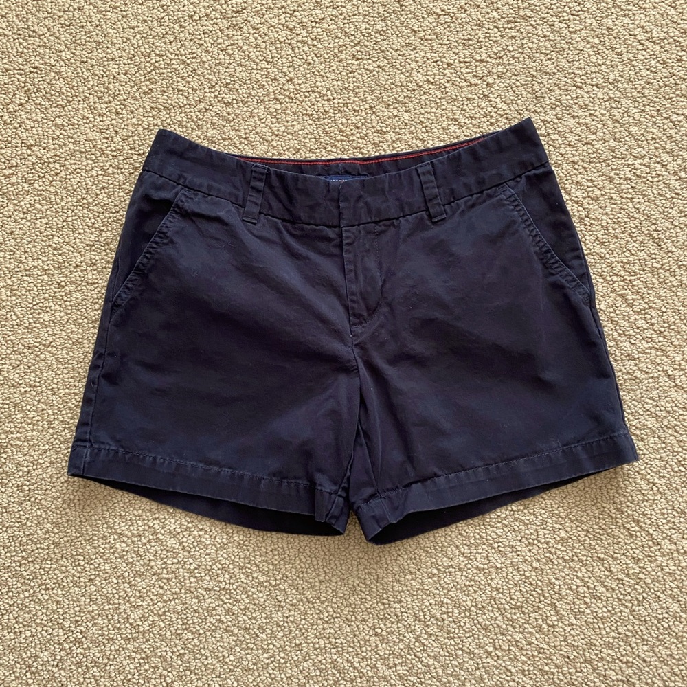 Women’s BlackTommy Hilfiger Shorts size 4